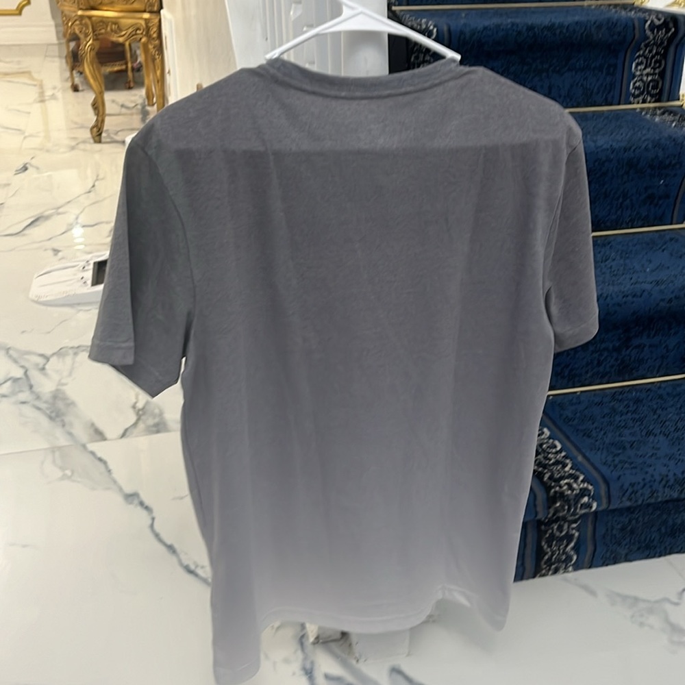 Hurley tee - Picture 3 of 3
